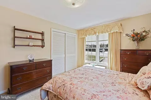 Bedroom - 6206 Hardy Dr, Mclean, VA 22101 photo 8 of 9