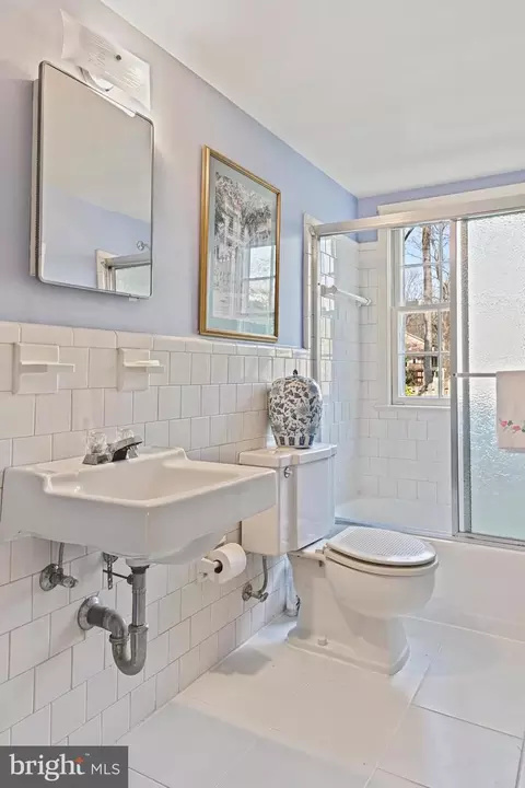 Bath - 6206 Hardy Dr, Mclean, VA 22101 photo 7 of 7
