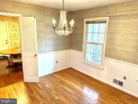 Dining - 4702 Briar Patch Ln, Fairfax, VA 22032 photo 2 of 3