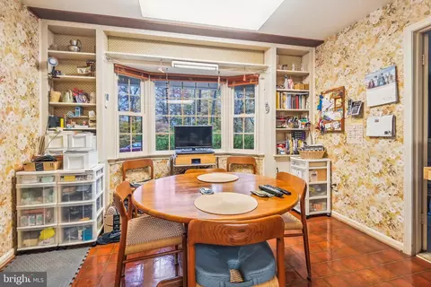 Dining - 4702 Briar Patch Ln, Fairfax, VA 22032 photo 3 of 3