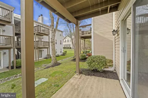 Exterior - 7712 A Lexton Pl #89, Springfield, VA 22152 photo 5 of 7