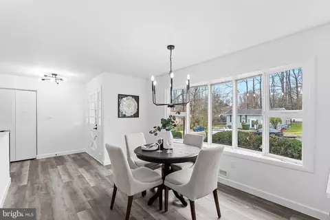 Dining - 6317 Charnwood St, Springfield, VA 22152 photo 2 of 3