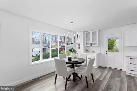 Dining - 6317 Charnwood St, Springfield, VA 22152 photo 1 of 3