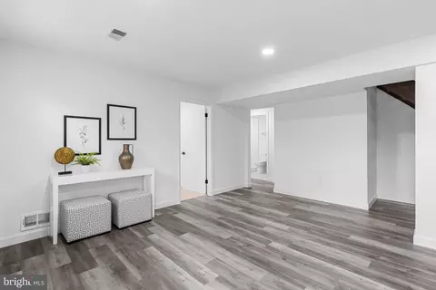 Bedroom - 6317 Charnwood St, Springfield, VA 22152 photo 5 of 5