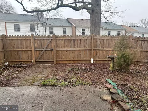 Exterior - 7751 Tiverton Dr #7751, Springfield, VA 22152 photo 4 of 7