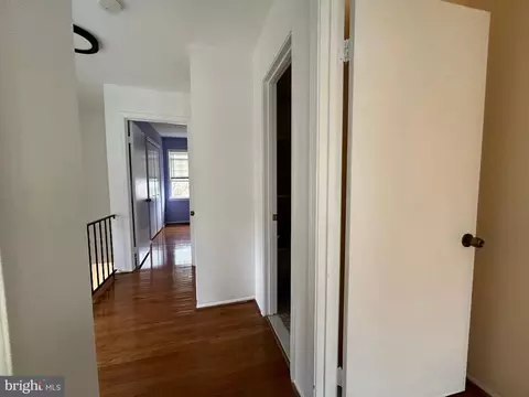 Entry Way - 7751 Tiverton Dr #7751, Springfield, VA 22152 photo 6 of 9