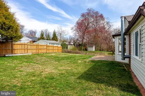 Exterior - 7512 Inzer St, Springfield, VA 22151 photo 7 of 7