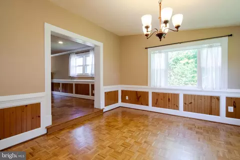Dining - 7512 Inzer St, Springfield, VA 22151 photo 1 of 1