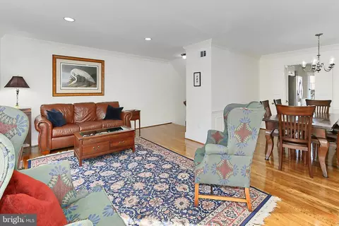 Living - 6427 Wainfleet Ct, Springfield, VA 22152 photo 3 of 7