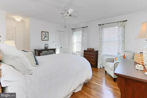 Bedroom - 6427 Wainfleet Ct, Springfield, VA 22152 photo 1 of 5