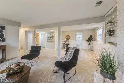Living - 6910 Raspberry Plain Pl, Springfield, VA 22153 photo 7 of 8