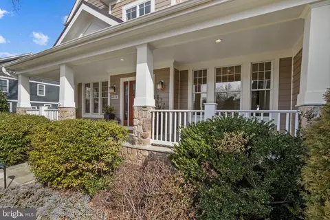 6808 Broyhill St, Mclean, VA 22101 photo 3