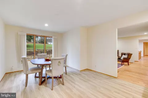 Dining - 2211 Halcyon Ln, Vienna, VA 22181 photo 4 of 4