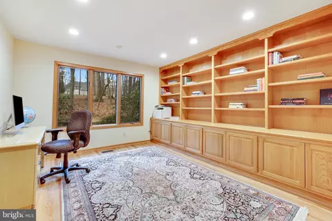 Other - 2211 Halcyon Ln, Vienna, VA 22181 photo 3 of 8