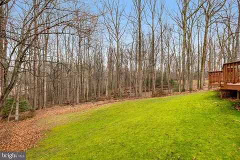 View/Area - 2211 Halcyon Ln, Vienna, VA 22181 photo 1 of 1