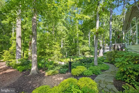 Exterior - 2416 Silver Fox Ln, Reston, VA 20191 photo 11 of 16