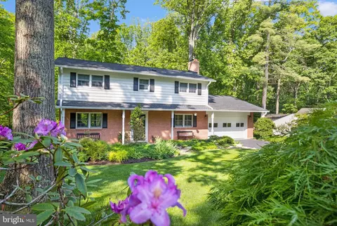 Exterior - 2416 Silver Fox Ln, Reston, VA 20191 photo 16 of 16