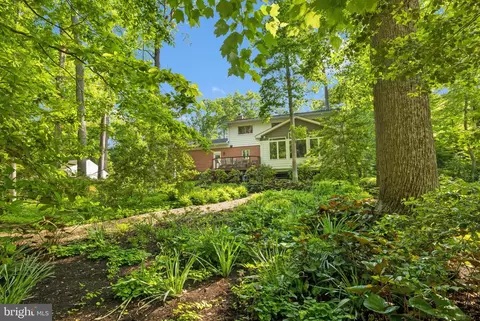 Exterior - 2416 Silver Fox Ln, Reston, VA 20191 photo 8 of 16