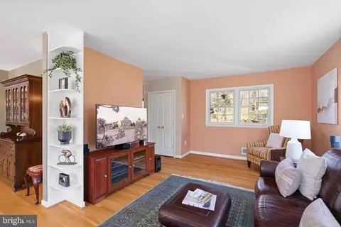 Living - 2416 Silver Fox Ln, Reston, VA 20191 photo 2 of 6
