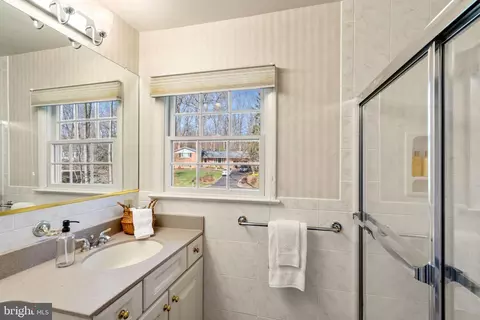Bath - 2416 Silver Fox Ln, Reston, VA 20191 photo 5 of 8