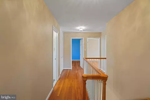 Entry Way - 2416 Silver Fox Ln, Reston, VA 20191 photo 2 of 2