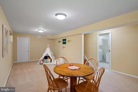 Dining - 2416 Silver Fox Ln, Reston, VA 20191 photo 4 of 5