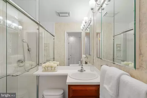 Bath - 2416 Silver Fox Ln, Reston, VA 20191 photo 3 of 8