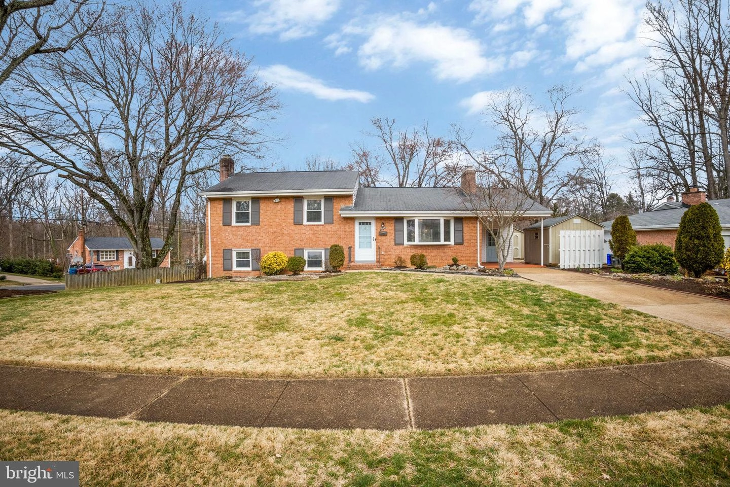 Exterior - 7626 Webbwood Ct, Springfield, VA 22151 photo 5 of 13