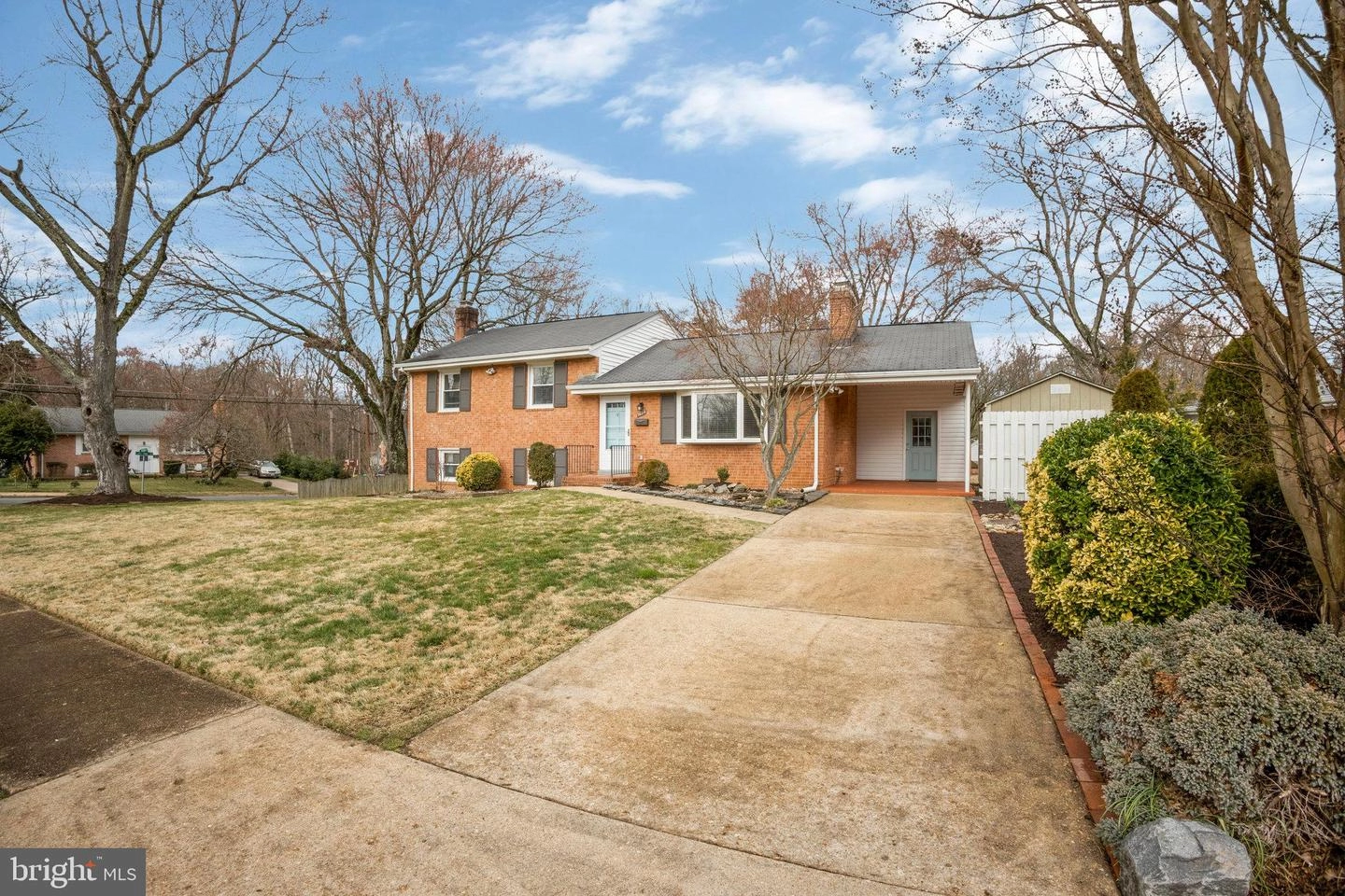 Exterior - 7626 Webbwood Ct, Springfield, VA 22151 photo 1 of 13