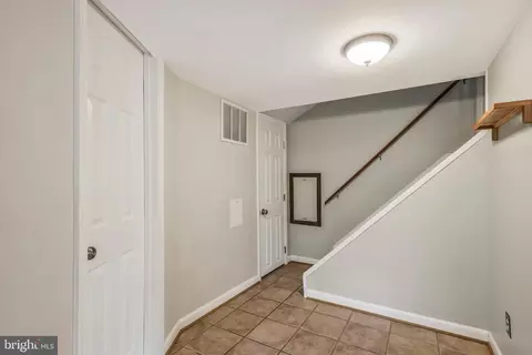 Entry Way - 7626 Webbwood Ct, Springfield, VA 22151 photo 2 of 2