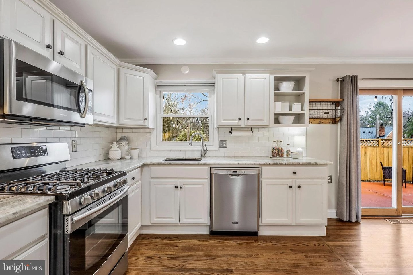 Kitchen - 7626 Webbwood Ct, Springfield, VA 22151 photo 1 of 4