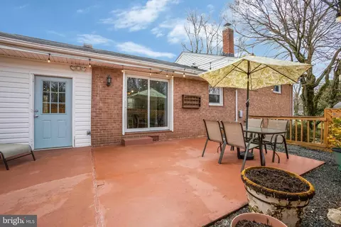 Exterior - 7626 Webbwood Ct, Springfield, VA 22151 photo 12 of 13