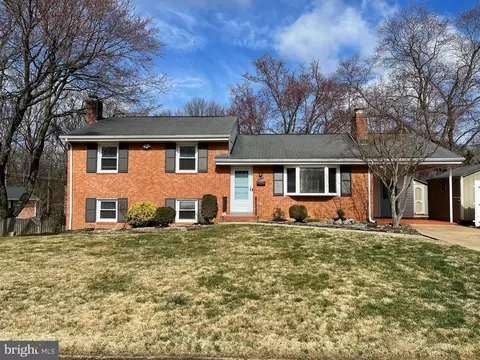 Exterior - 7626 Webbwood Ct, Springfield, VA 22151 photo 6 of 13