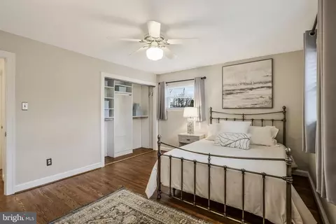 Bedroom - 7626 Webbwood Ct, Springfield, VA 22151 photo 2 of 4