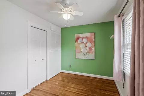 Bedroom - 7626 Webbwood Ct, Springfield, VA 22151 photo 4 of 4