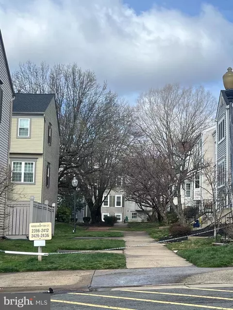 Exterior - 2398 Ridgehampton Ct, Reston, VA 20191 photo 8 of 8
