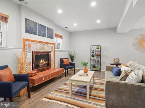 Living - 2398 Ridgehampton Ct, Reston, VA 20191 photo 5 of 10