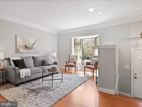 Entry Way - 2398 Ridgehampton Ct, Reston, VA 20191 photo 2 of 4