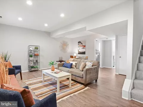 Living - 2398 Ridgehampton Ct, Reston, VA 20191 photo 7 of 10