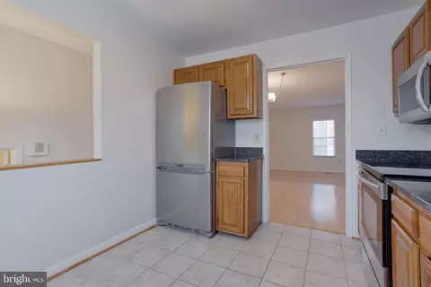 Kitchen - 2474 Ridgehampton Ct, Reston, VA 20191 photo 3 of 3