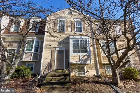 Exterior - 2474 Ridgehampton Ct, Reston, VA 20191 photo 2 of 3