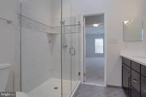 Bath - 2474 Ridgehampton Ct, Reston, VA 20191 photo 3 of 6