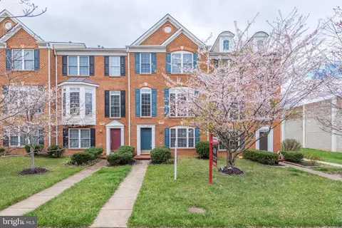13614 Lavender Mist Ln, Centreville, VA 20120