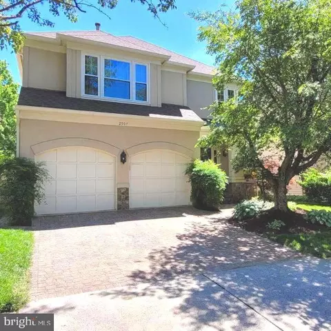 2907 Langholm Pl, Vienna, VA 22181