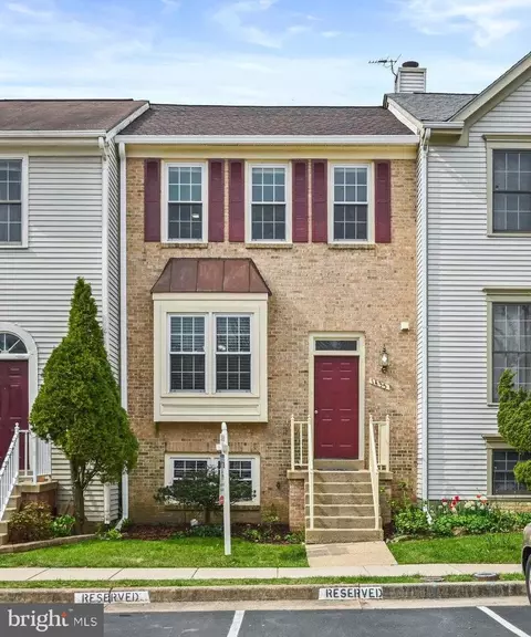 1435 Bluemont Ct, Herndon, VA 20170