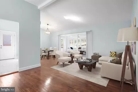 Living - 7852 Glenister Dr, Springfield, VA 22152 photo 1 of 5