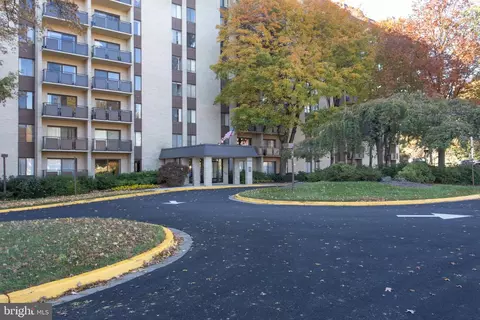 6001 Arlington Blvd #621, Falls Church, VA 22044