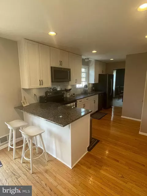 Kitchen - 9218 Setter Pl, Springfield, VA 22153 photo 1 of 3