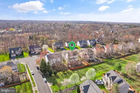 View/Area - 2414 Mill Heights Dr, Herndon, VA 20171 photo 2 of 2