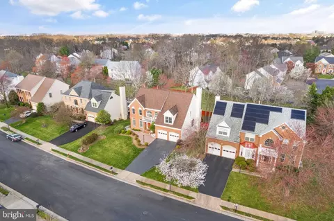 View/Area - 2414 Mill Heights Dr, Herndon, VA 20171 photo 1 of 2